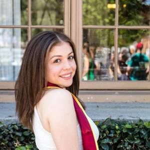 Meet your Posher, Hallie